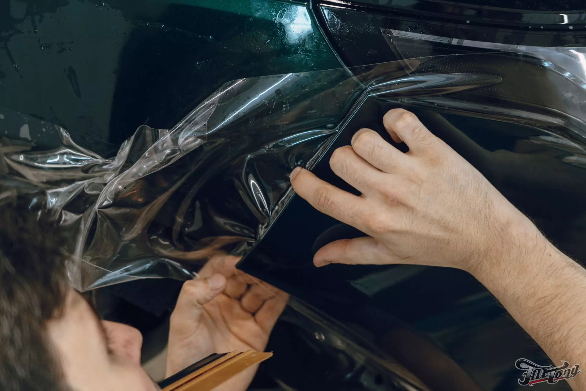 Land Rover Range Rover Autobiography. Оклейка в глянцевый полиуретан